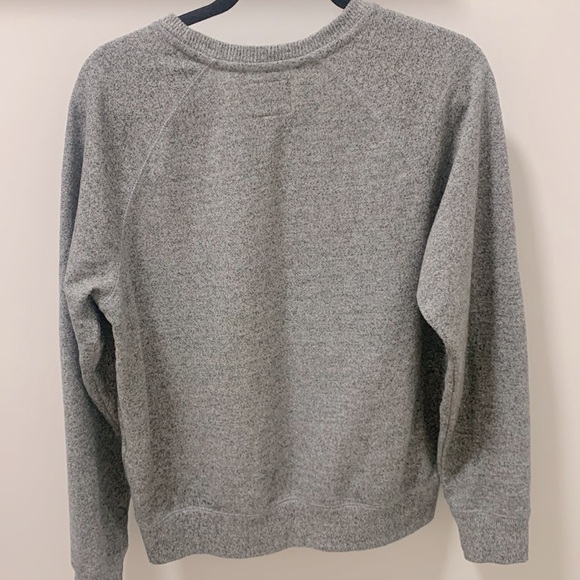 ROOTS women’s salt and pepper sweater (L) - Picture 4 of 4